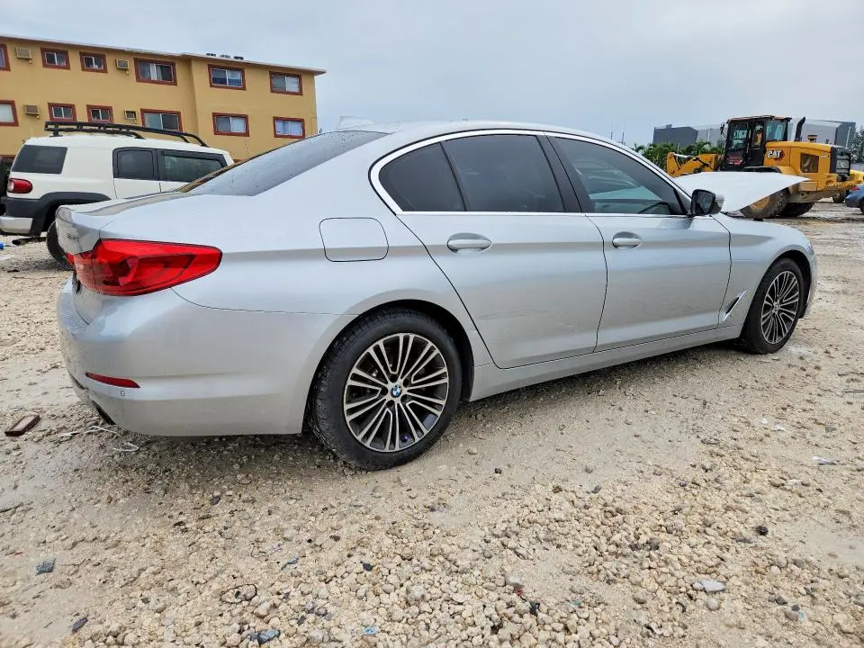 2020 BMW 530 I  