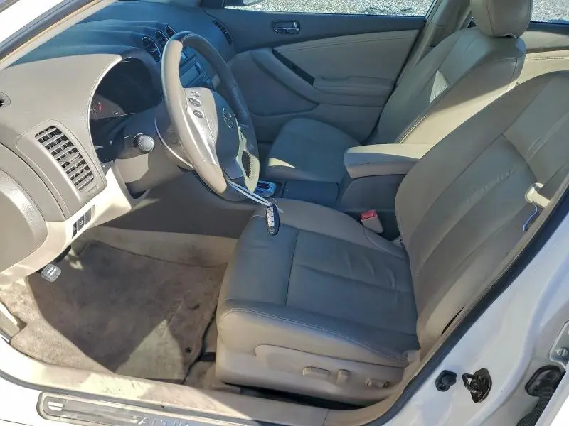 2010 NISSAN ALTIMA BASE  