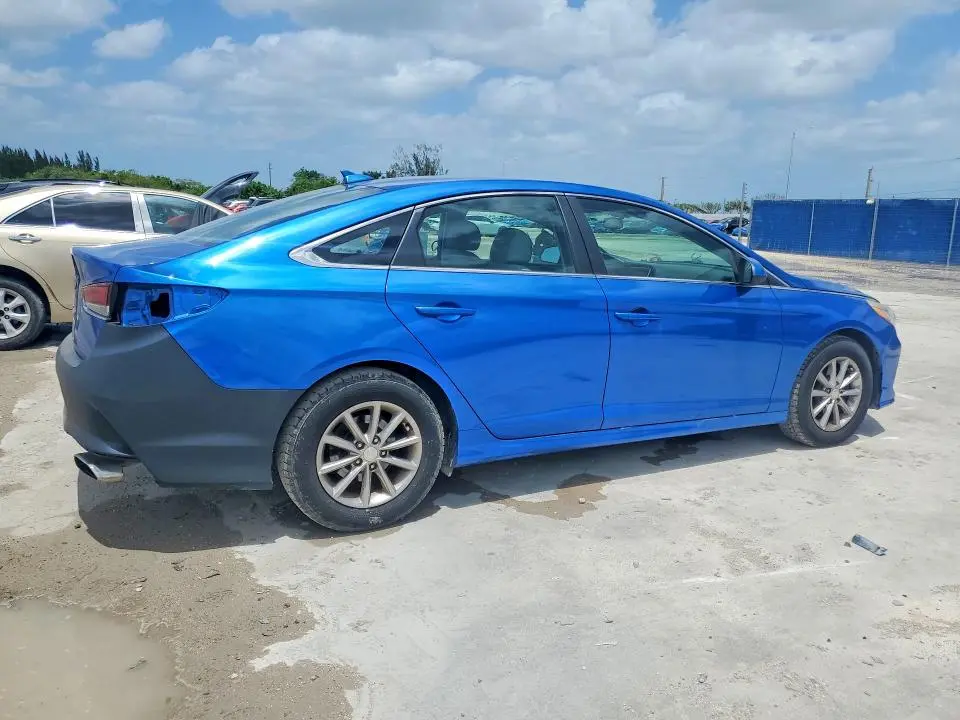 2018 HYUNDAI SONATA SE  