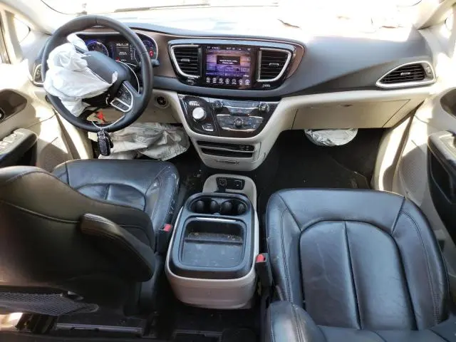 2017 CHRYSLER PACIFICA TOURING L  