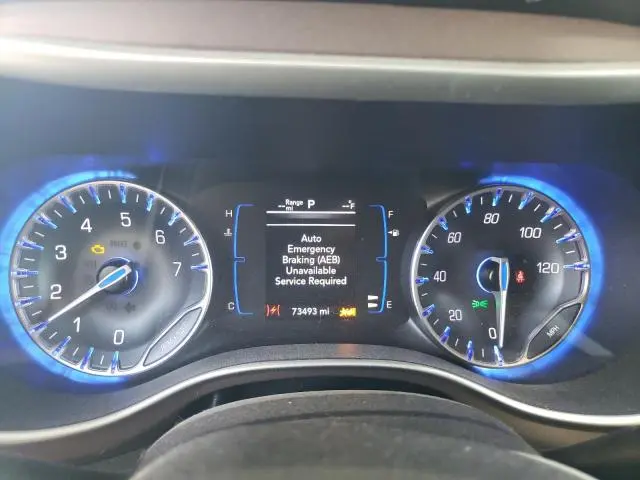 2023 CHRYSLER VOYAGER LX  