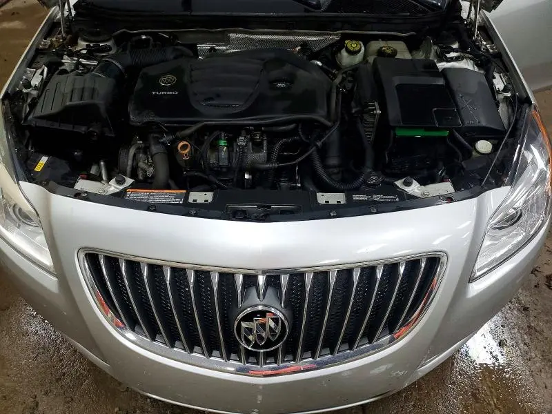 2011 BUICK REGAL CXL  