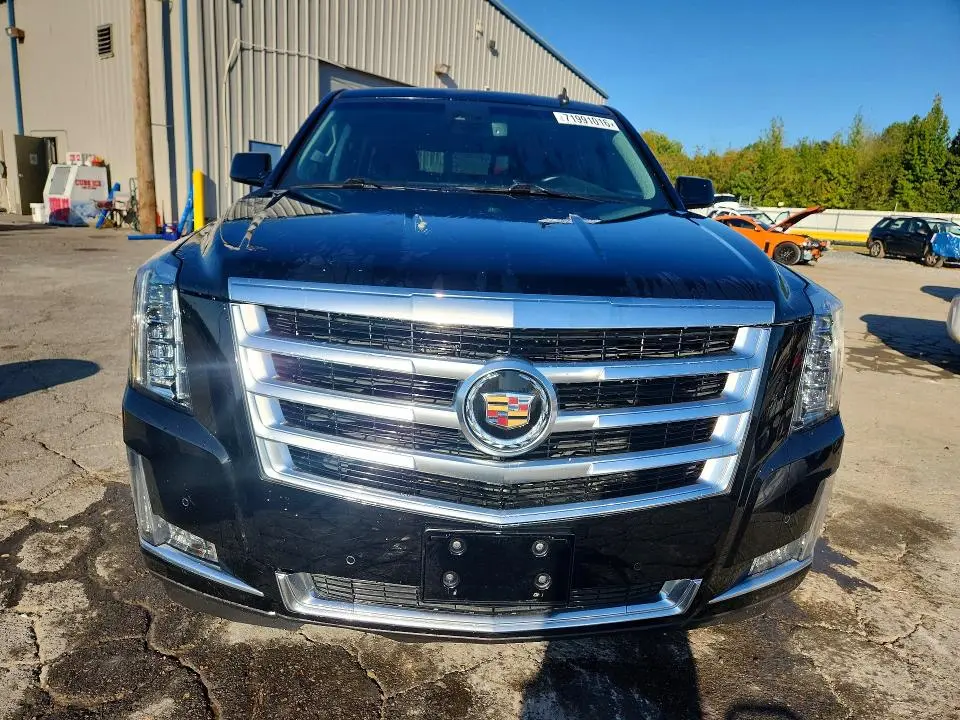 2015 CADILLAC ESCALADE LUXURY  