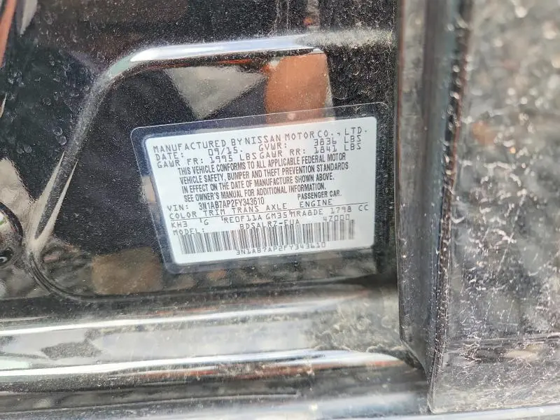 2015 NISSAN SENTRA SR  