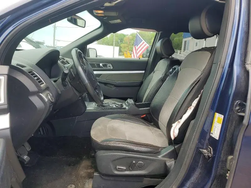 2017 FORD EXPLORER XLT  
