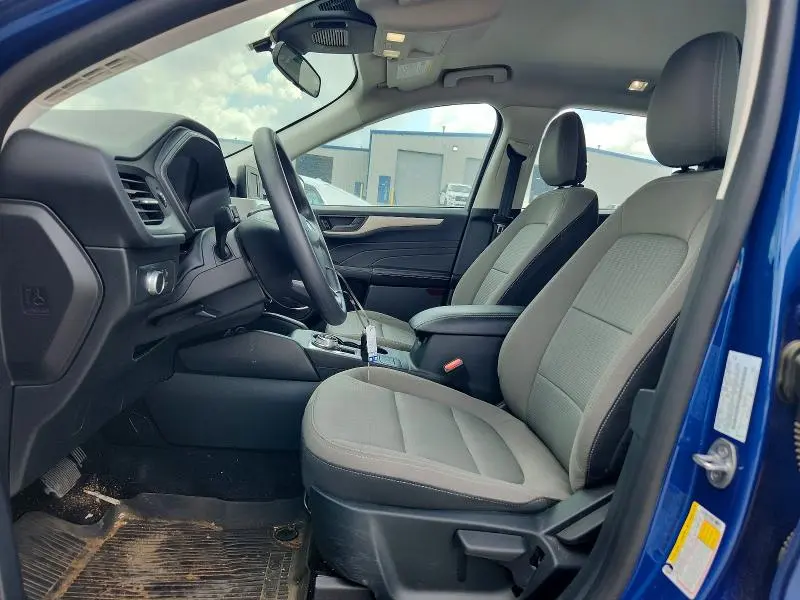 2022 FORD ESCAPE S  