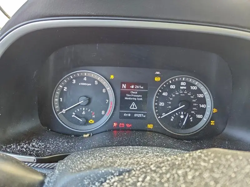 2020 HYUNDAI TUCSON SE  