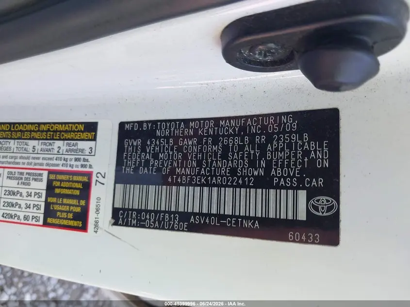2010 TOYOTA CAMRY LE