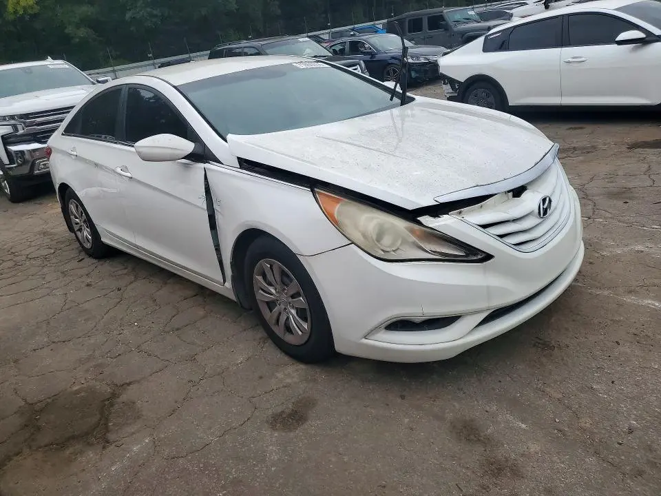 2011 HYUNDAI SONATA GLS  