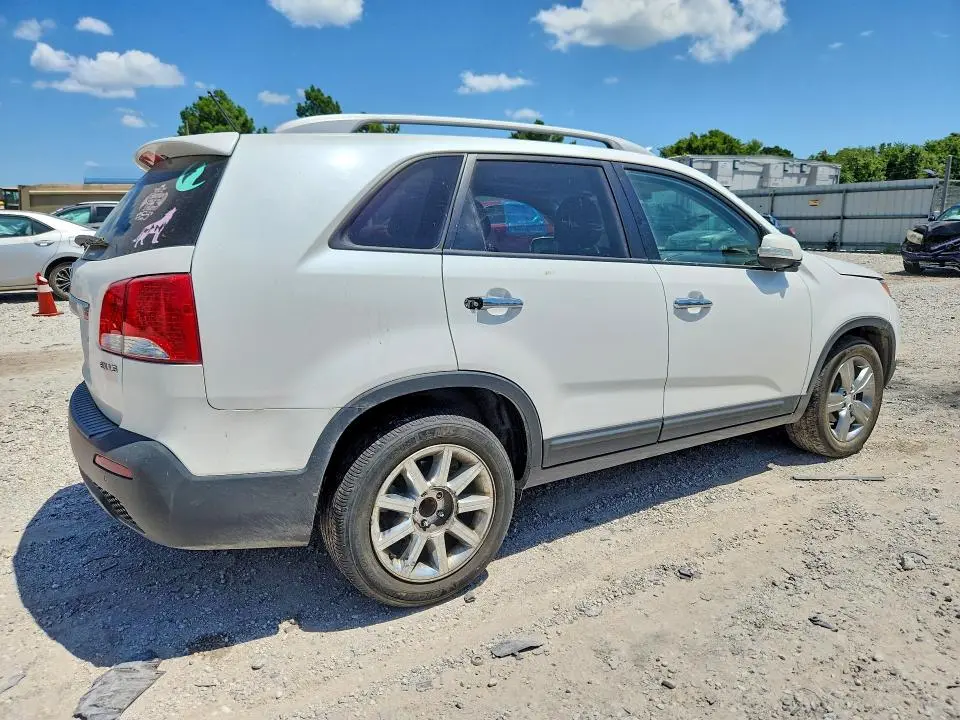 2013 KIA SORENTO EX  