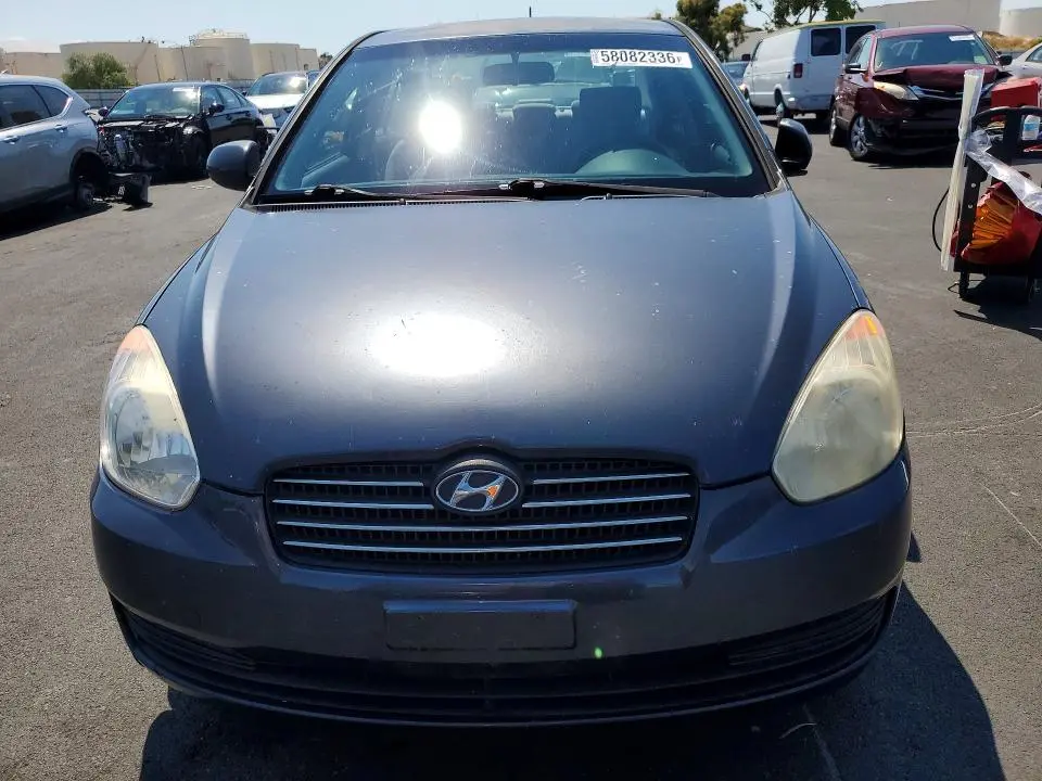2011 HYUNDAI ACCENT GLS  