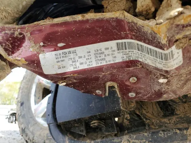 2016 RAM 1500 SLT  