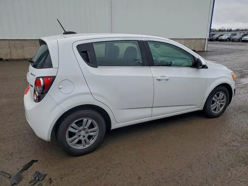 2016 CHEVROLET SONIC LT  