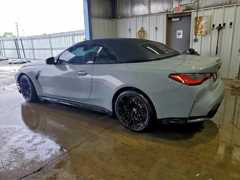 2022 BMW M4 COMPETITION  