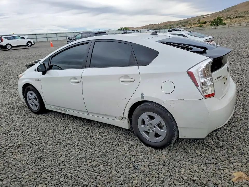 2010 TOYOTA PRIUS II  