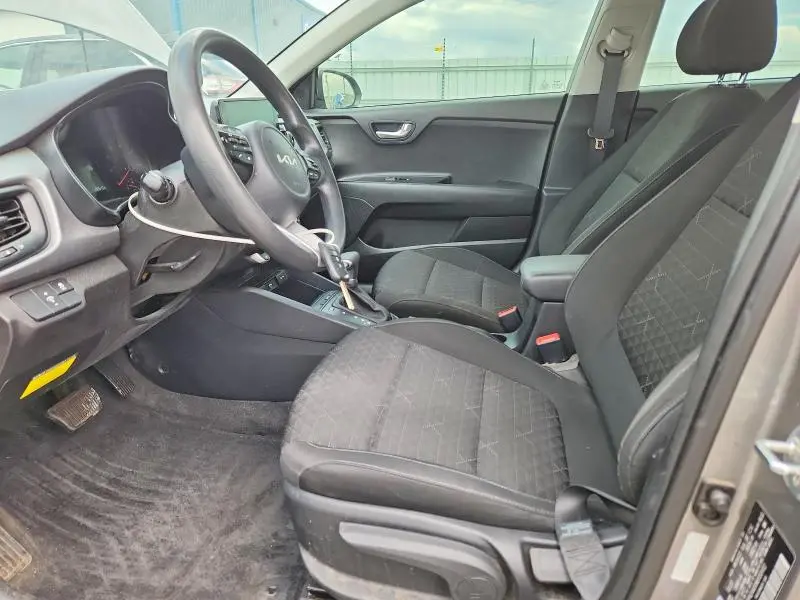 2022 KIA RIO S  