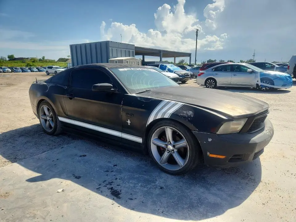 2010 FORD MUSTANG   