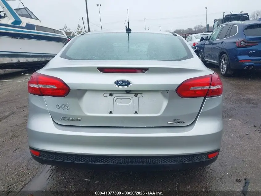 2016 FORD FOCUS SE