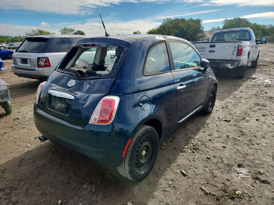 2013 FIAT 500 POP  