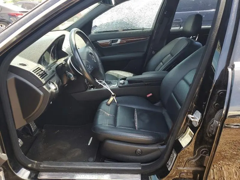 2011 MERCEDES-BENZ 300C   