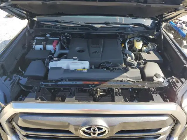 2025 TOYOTA TUNDRA CREWMAX LIMITED  