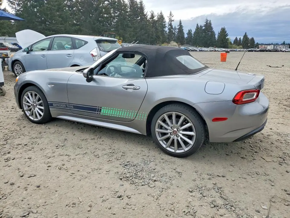 2017 FIAT 124 SPIDER CLASSICA  