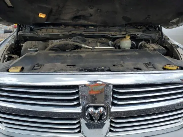 2016 RAM 1500 SLT  