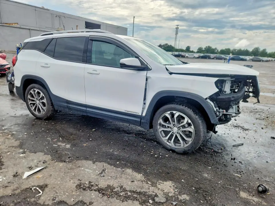 2021 GMC TERRAIN SLT 1  