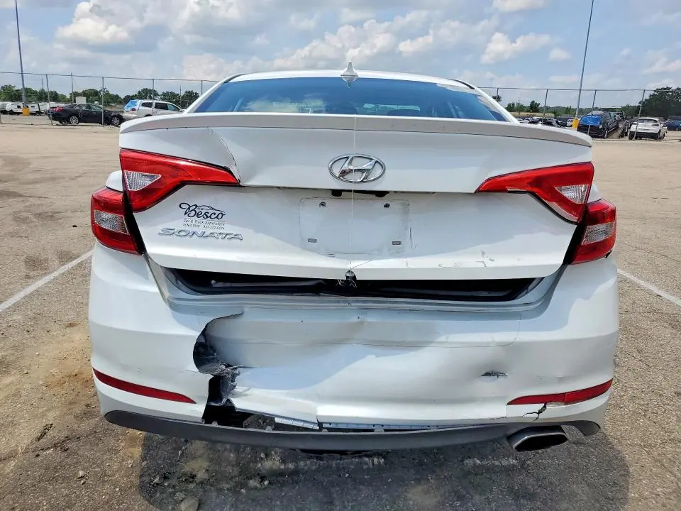 2015 HYUNDAI SONATA SE  