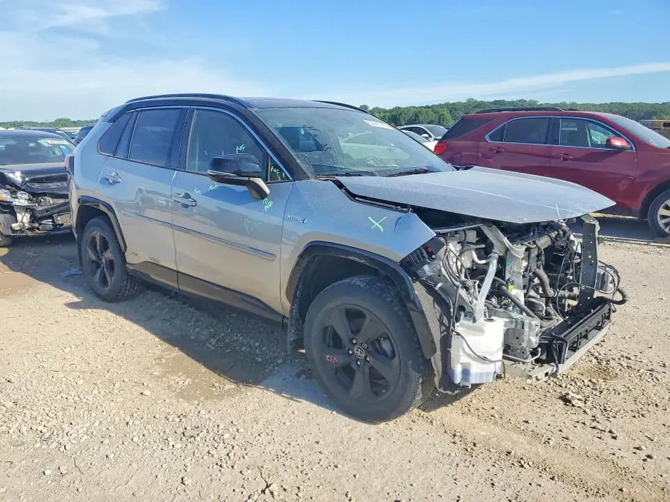 2019 TOYOTA RAV4 XSE  