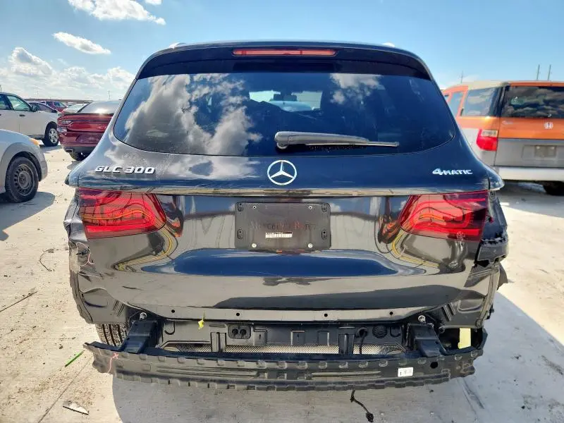 2020 MERCEDES-BENZ GLC 300 4MATIC  