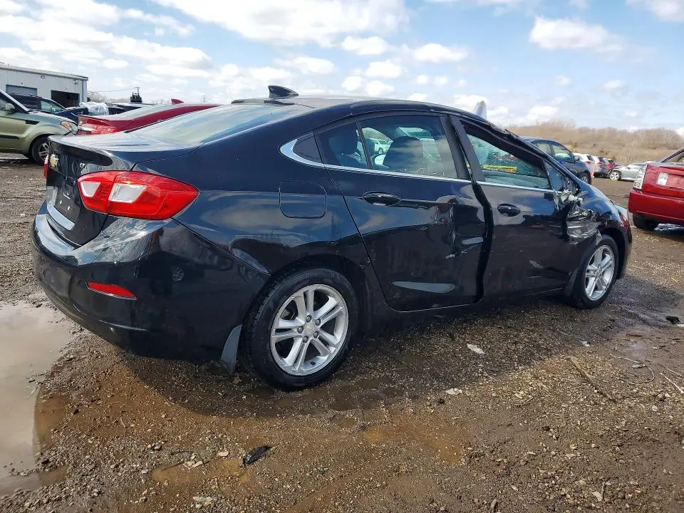2016 CHEVROLET CRUZE LT  