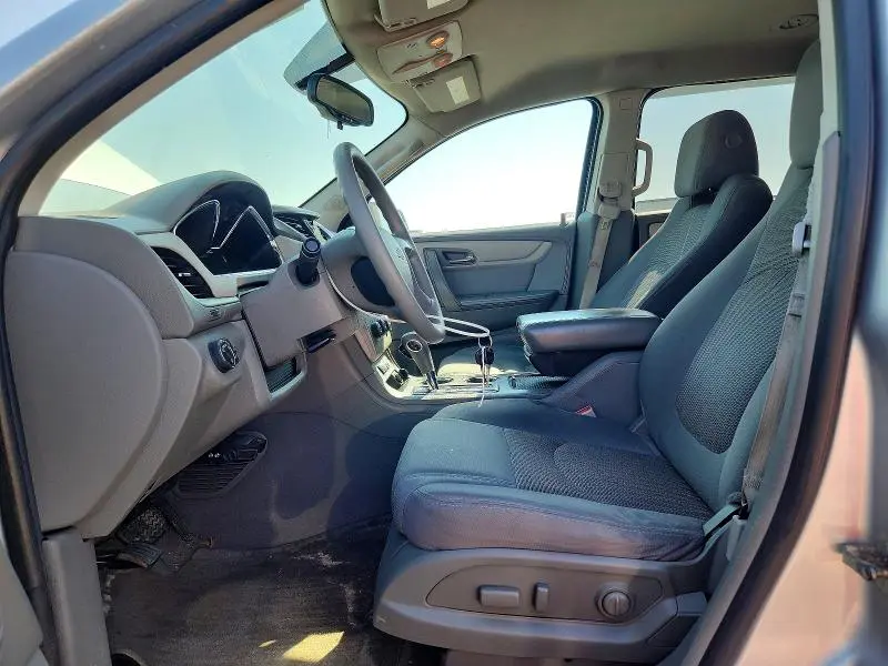 2014 CHEVROLET TRAVERSE LS  