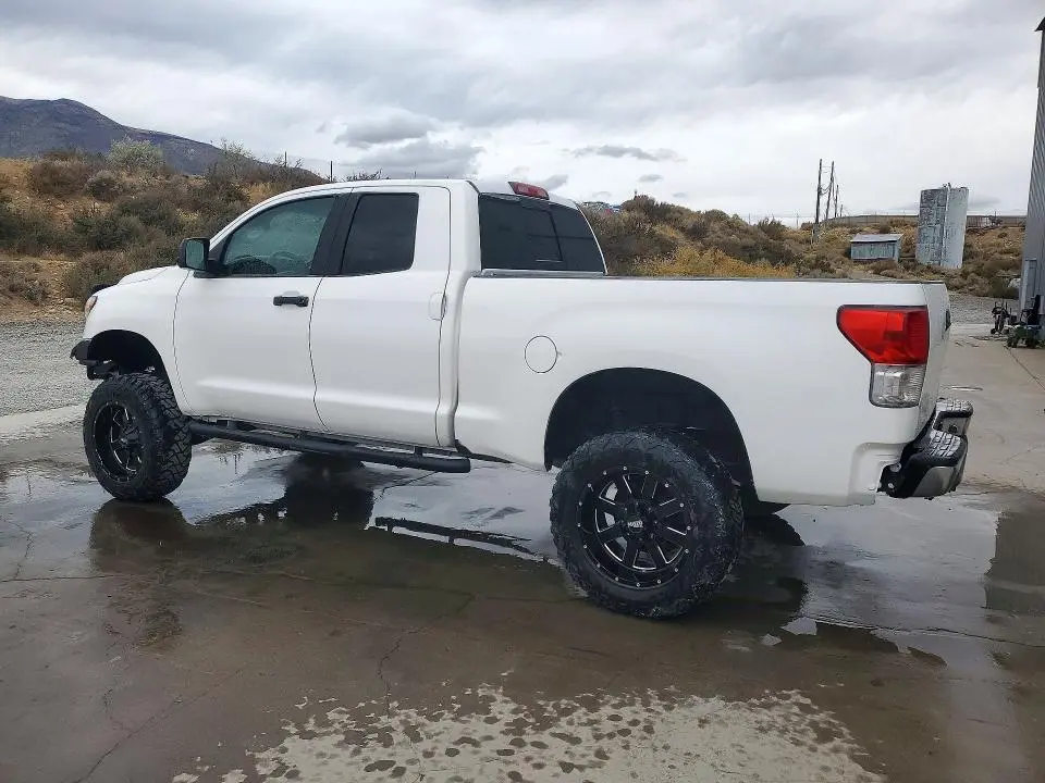 2013 TOYOTA TUNDRA DOUBLE CAB SR5  