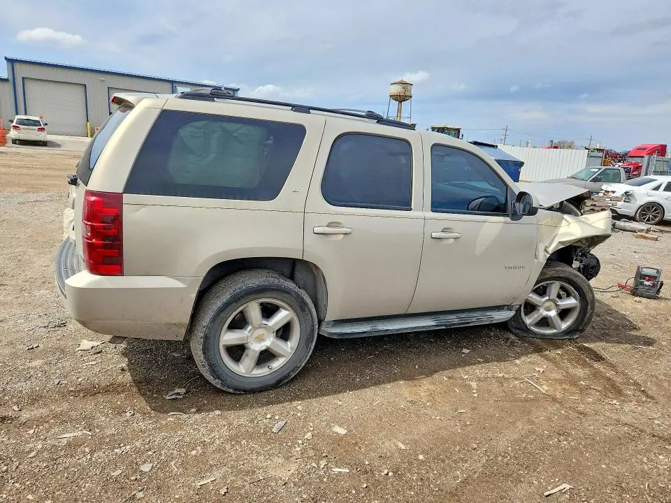 2010 CHEVROLET TAHOE K1500 LT  