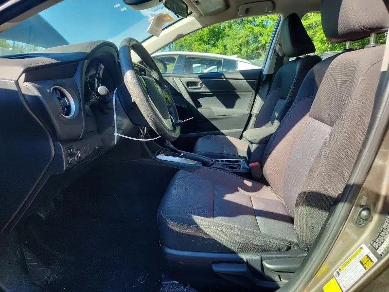 2017 TOYOTA COROLLA LE  