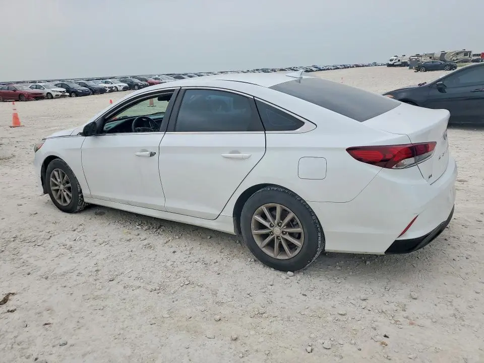 2019 HYUNDAI SONATA SE  