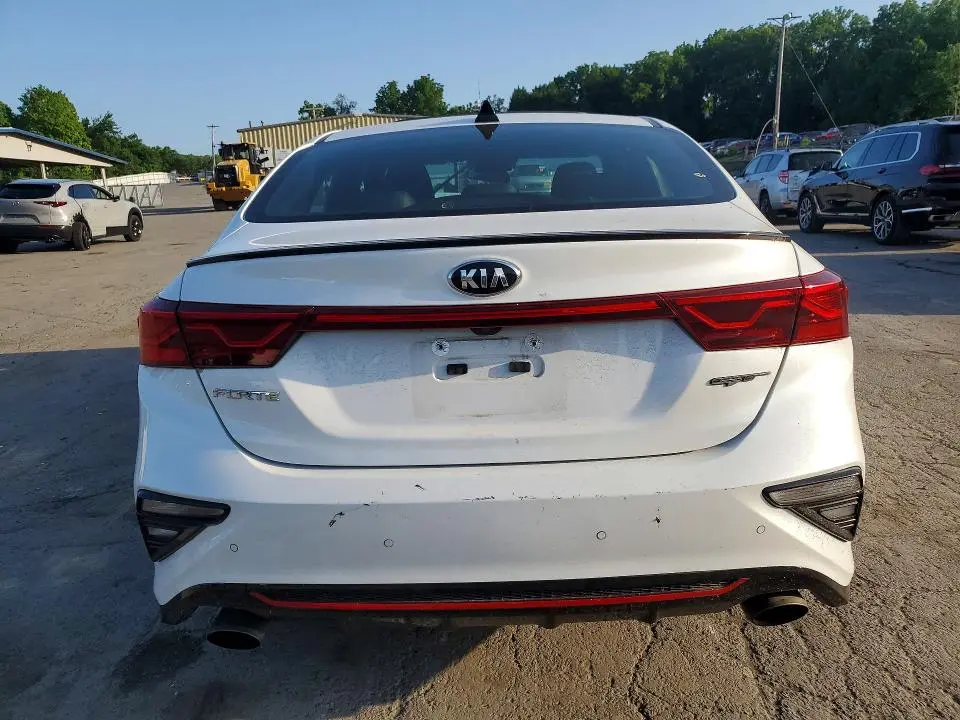 2021 KIA FORTE GT  