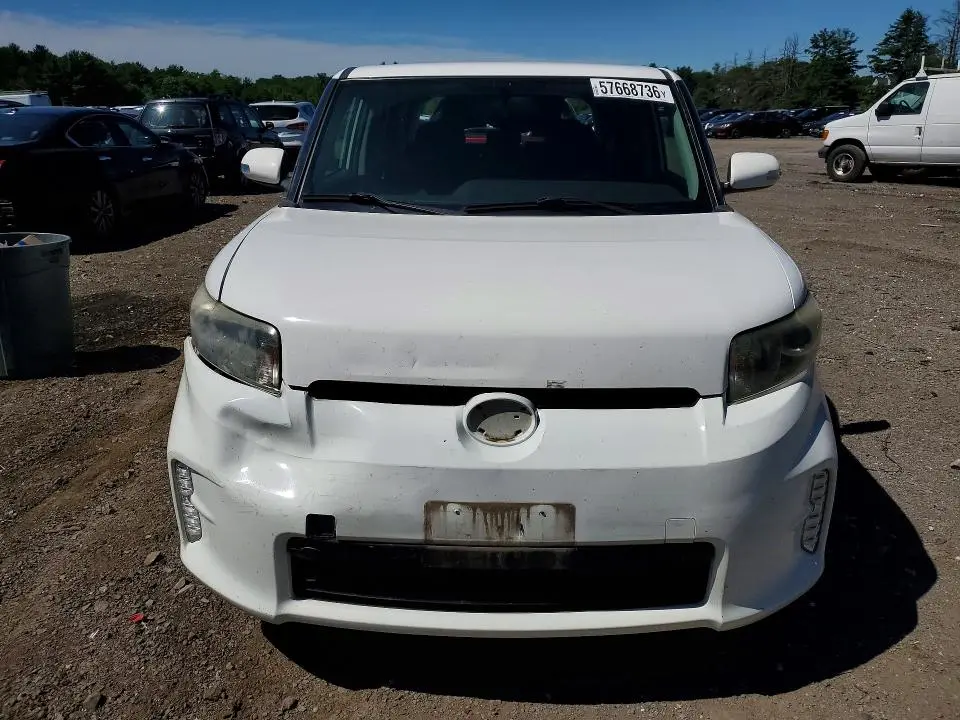 2015 SCION XB BASE  
