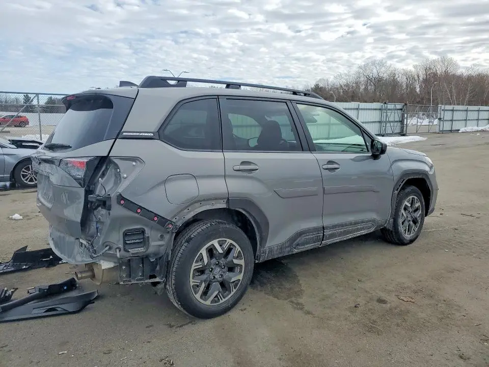 2025 SUBARU FORESTER PREMIUM  
