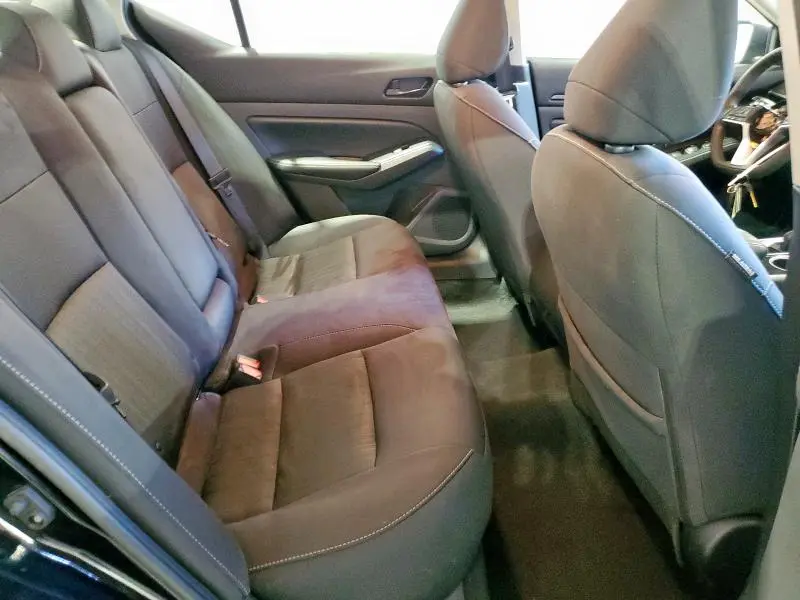 2024 NISSAN ALTIMA SV  