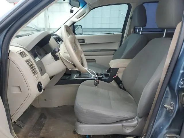2010 FORD ESCAPE XLS  