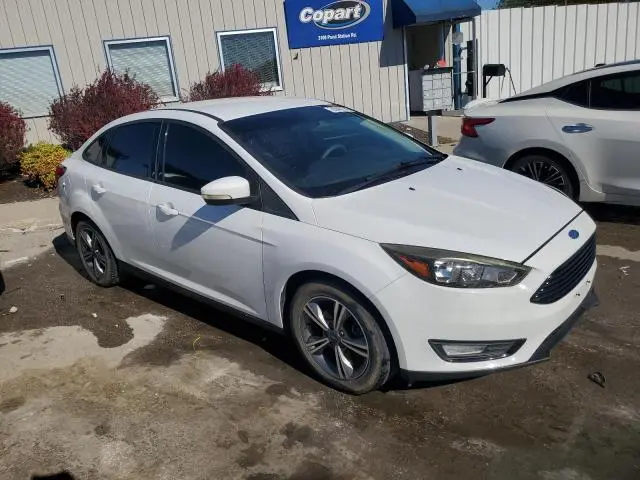 2017 FORD FOCUS SE  