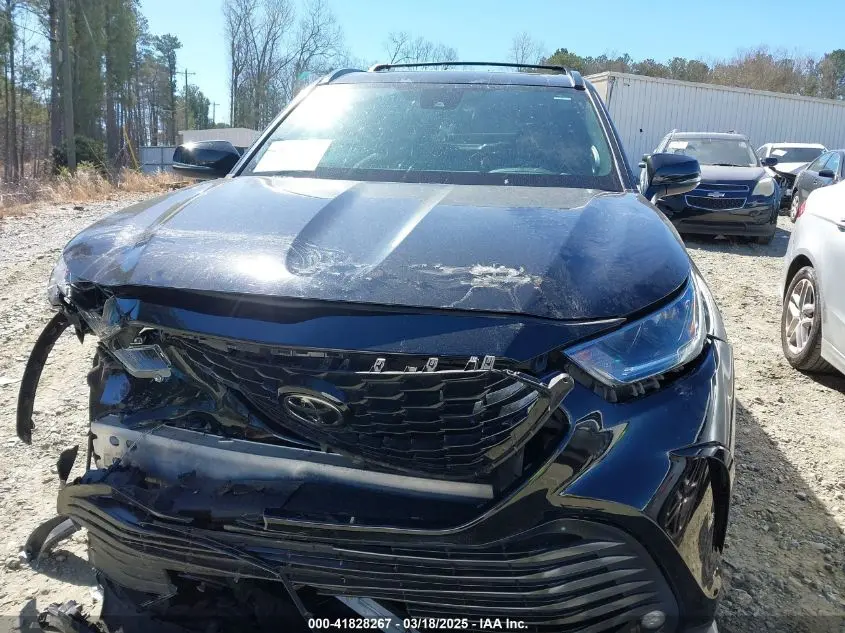 2021 TOYOTA HIGHLANDER XSE