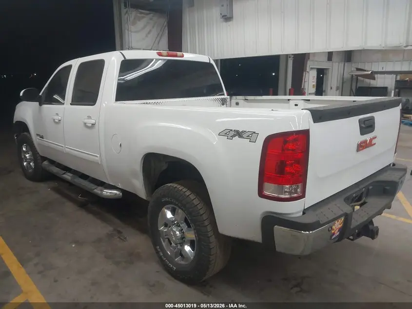 2013 GMC SIERRA 2500HD SLT