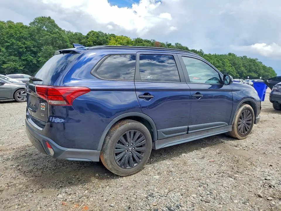2020 MITSUBISHI OUTLANDER SE  