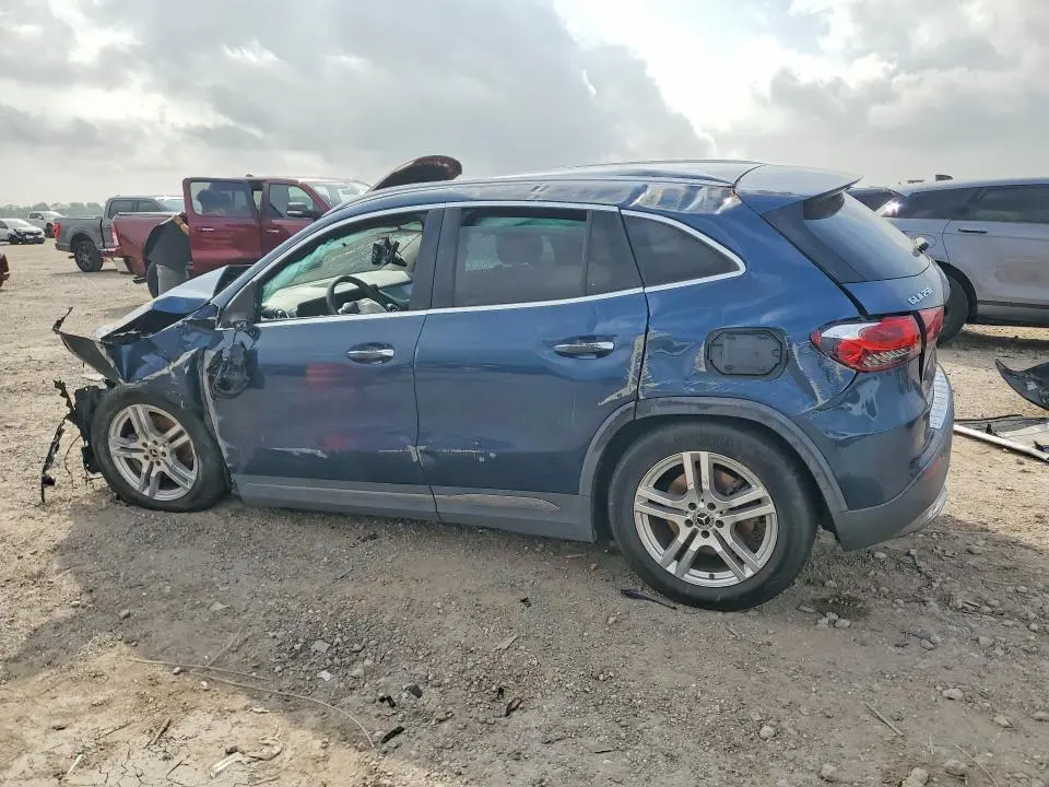 2021 MERCEDES-BENZ GLA 250 4MATIC  