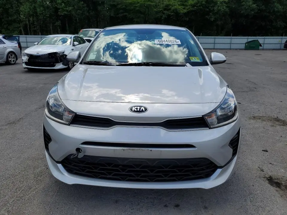 2021 KIA RIO LX  