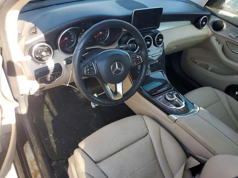 2017 MERCEDES-BENZ GLC 300 4MATIC  