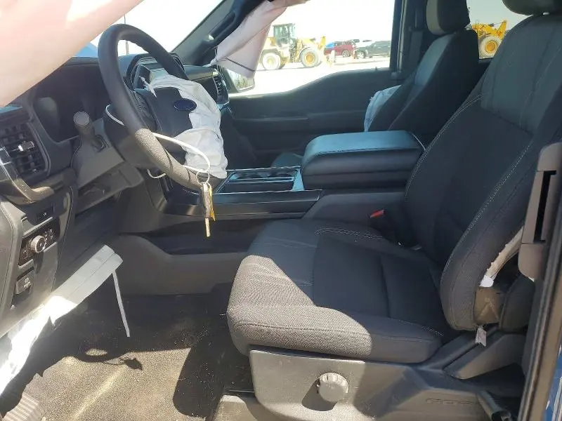 2025 FORD F150 STX  